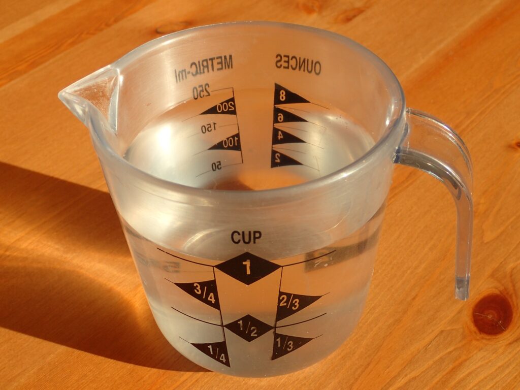 計量カップ