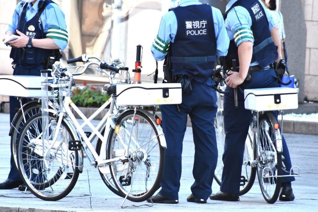 警察